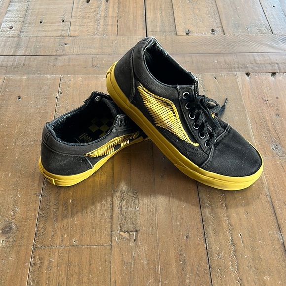 Vans Other - Vans x Harry Potter golden snitch sneakers